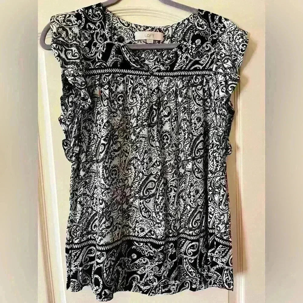Loft Rayon Blouse Black White Pattern Women’s Small